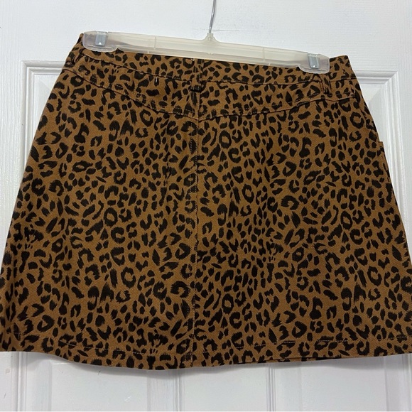 Mini skirt, size S petite. - Picture 2 of 4